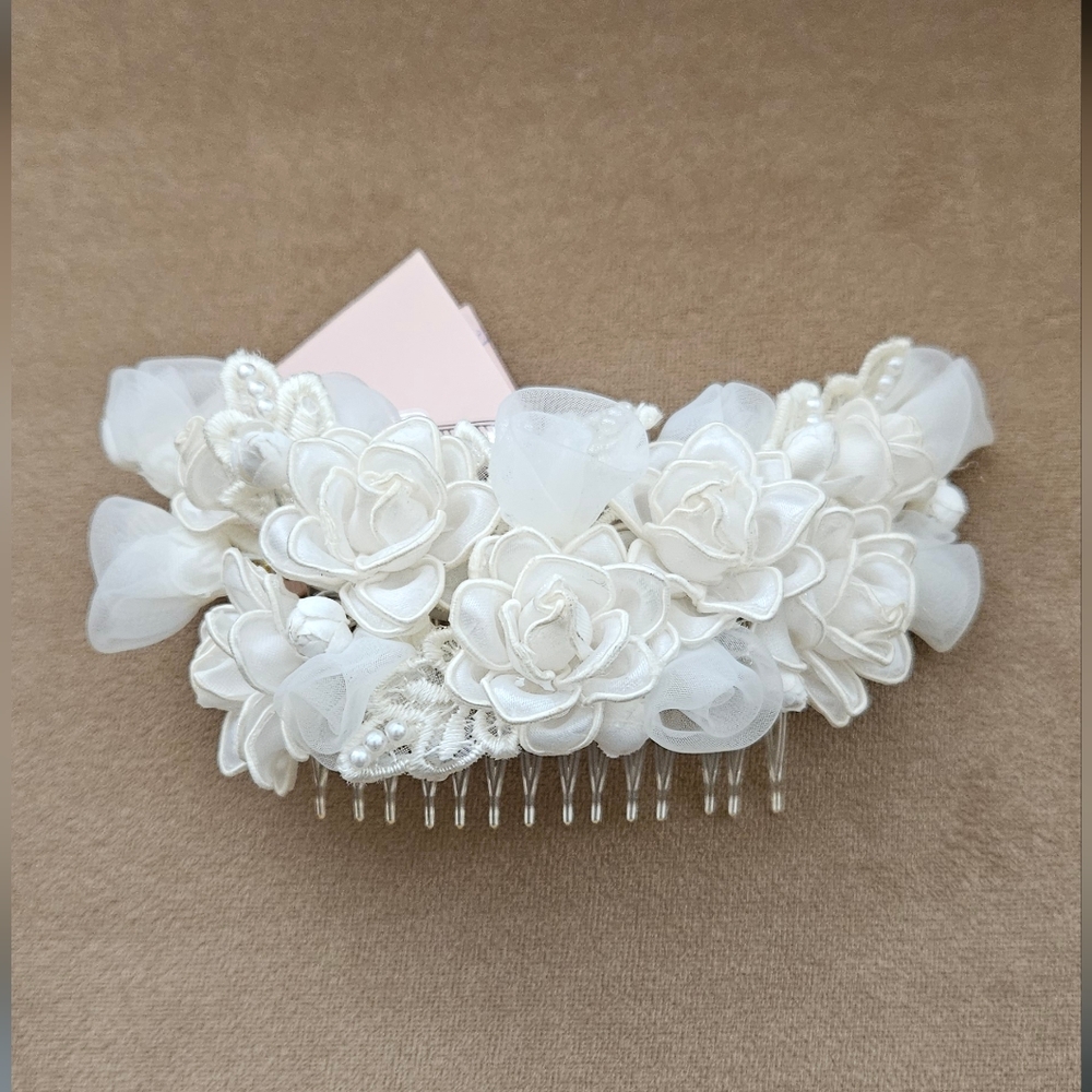 NWT Bridal Headpiece